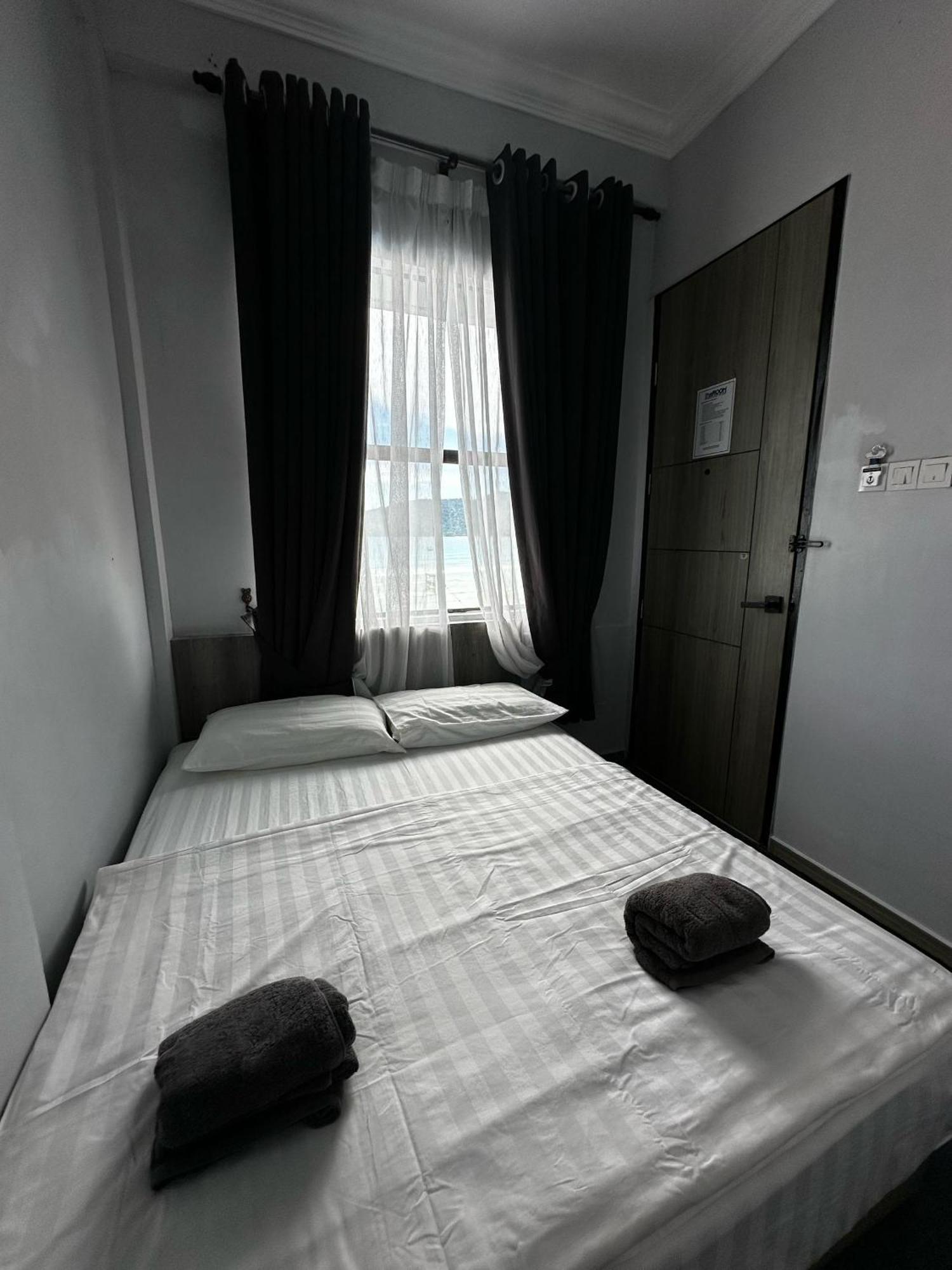 The Room Perhentian - Long Beach Kampung Kuala Besut Extérieur photo